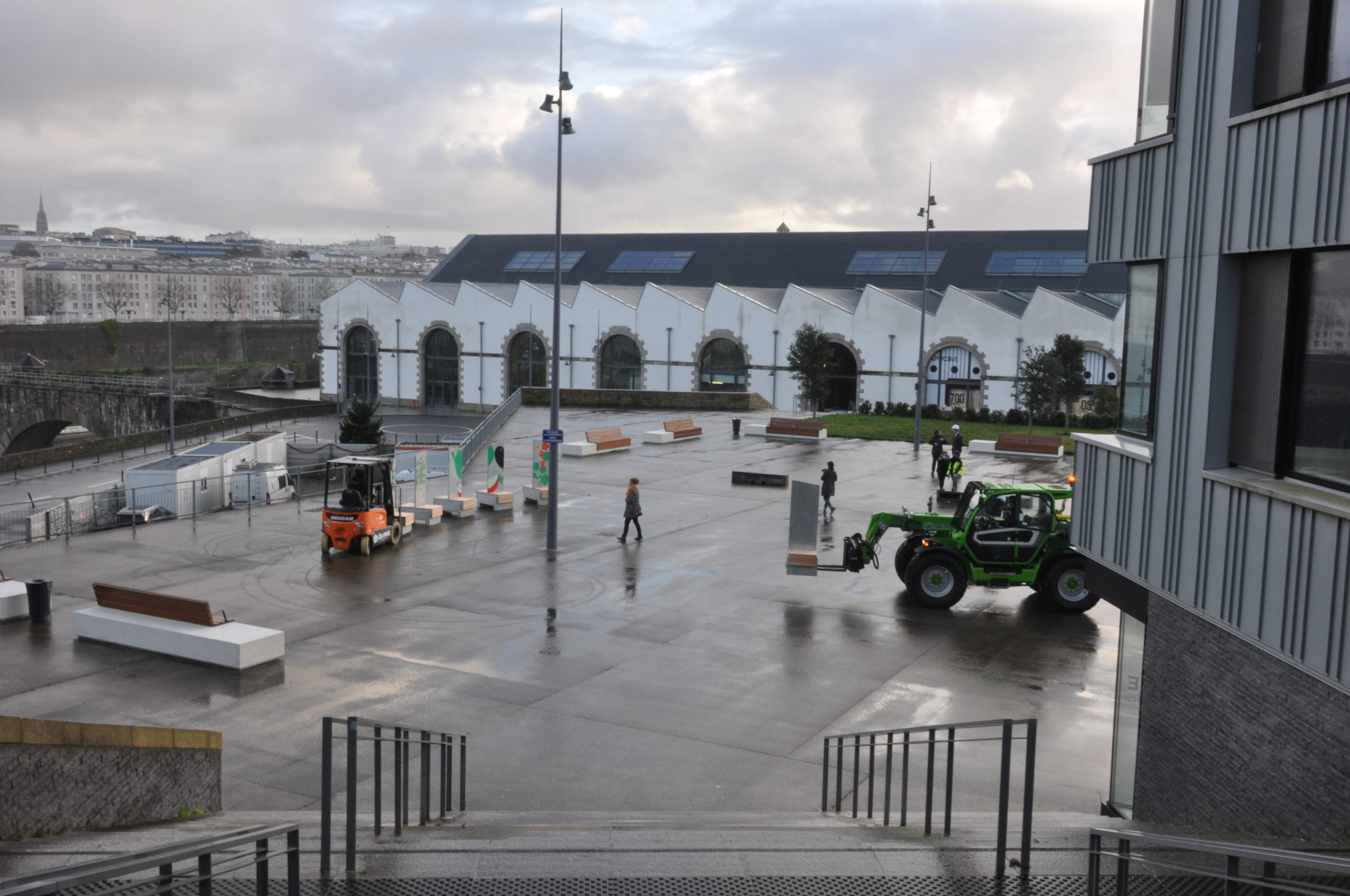 La fabrique des Capucins dévoile les mobiliers réalisés par les habitants.e.s